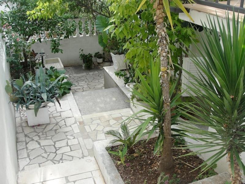 Apartments Jasmin Трогир Екстериор снимка